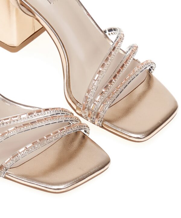 Πέδιλα Mπρονζέ