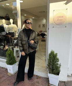 Κομψό καπιτονέ χακί μπουφάν