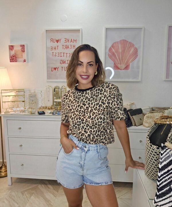 Alternative view of Leopard T-shirt