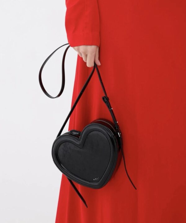 HEART RIGID BAG WITH SHOULDER STRAP